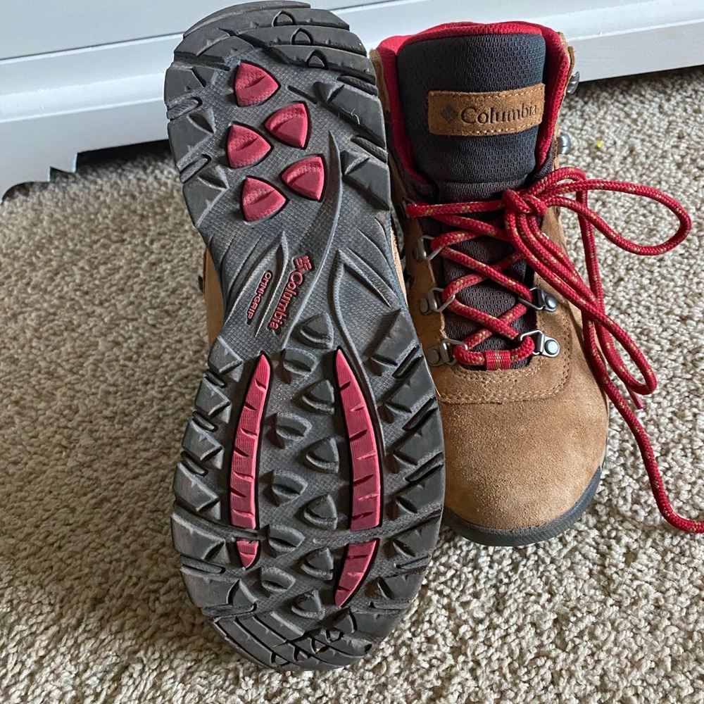 Columbia Hiking Boots - New
